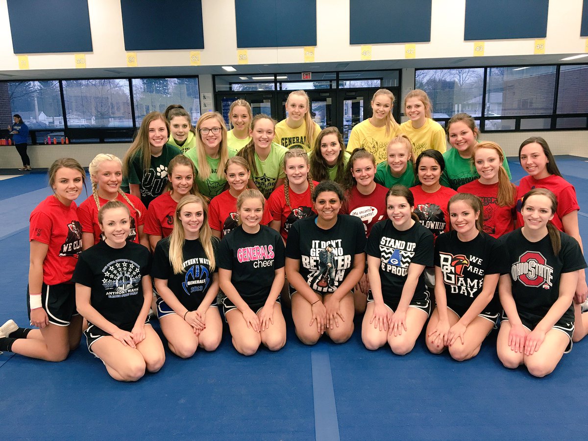 AWHS_Cheer's tweet photo. Class Color Themed Practice 🎉 https://t.co/0u7FdkXudk