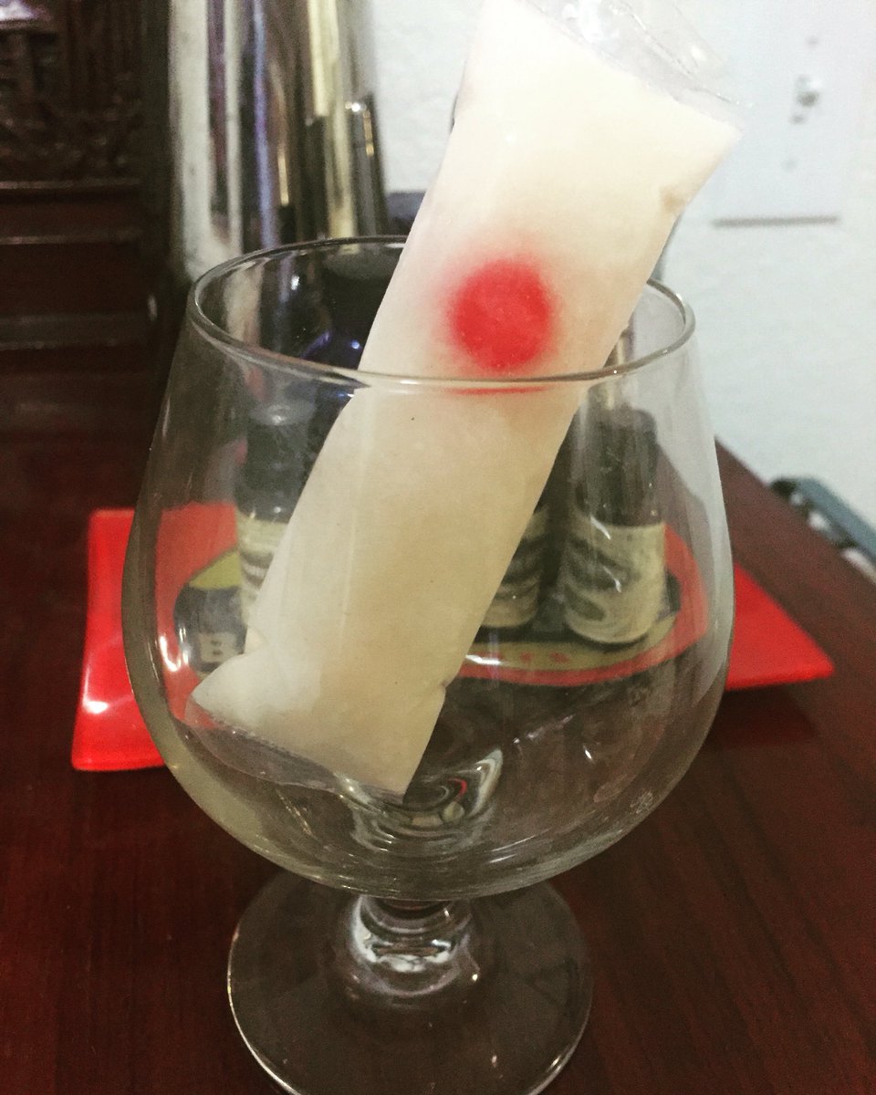 SavorysiclesLA's tweet photo. New #icepop flavor development #piñacolada follow @SavorysiclesLA 4 release date #popinashot #cocktail #icepopmixer https://t.co/nBm8um4IVy