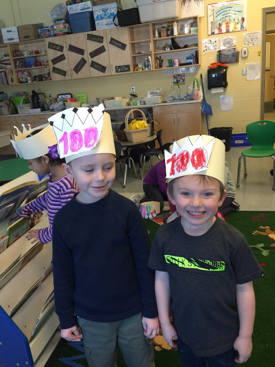 FMPSD's tweet photo. Fun 100 Days of School Celebration @WGHillElem yesterday #YMM #RMWB #funcounting @DonnaDa09577657 @annaleeskinner https://t.co/5pFlaSwfwU