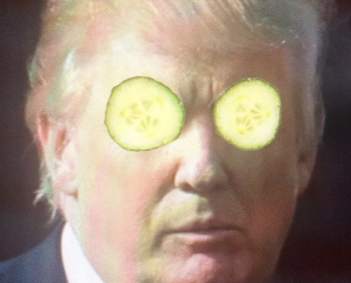 SensitiveDonald tweet picture