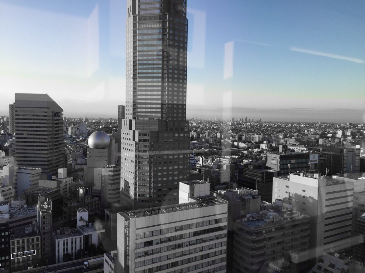 ShowAndHide's tweet photo. Woah, Tokyo! #showandhide https://t.co/M7rhxbJdcS