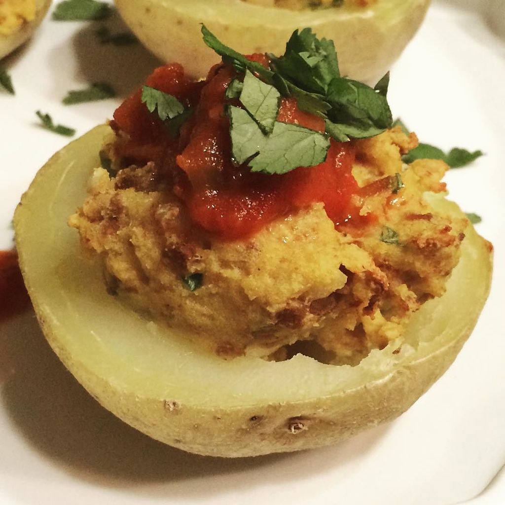 ZengarryVeg's tweet photo. #Zengarry and potatoes, a perfect pairing!! These Mexican inspired potato skins are stuffe… https://t.co/tMQyisCAdt https://t.co/6GuzPC2rM0