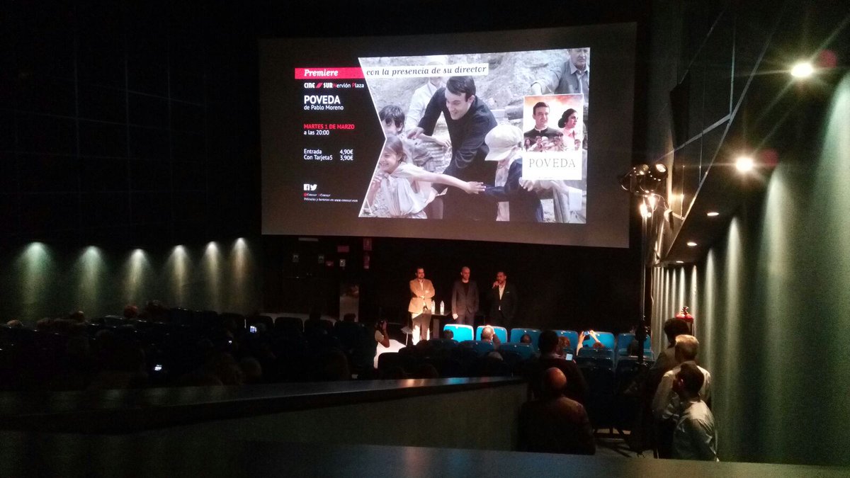 mk2cines's tweet photo. ¡Gran acogida para #PadrePoveda en la #PremiereCinesur en presencia de su director #PabloMoreno! @NervionPlaza https://t.co/gRoBWgputM