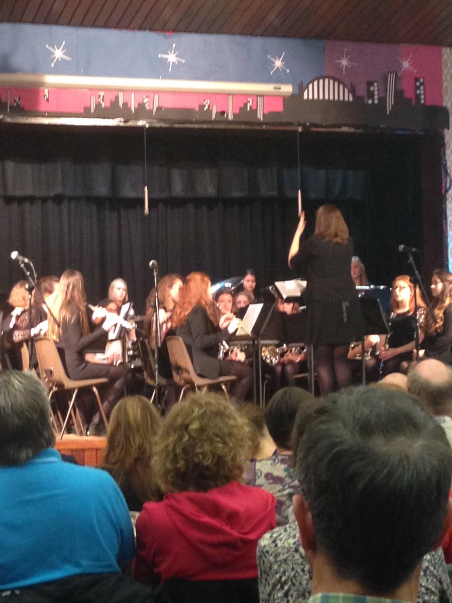 SandbachCollege's tweet photo. Now that's how you open a music competition! Amazing- what a start  #youvegotrhythm @SandHighMusic https://t.co/AsyIGp9L2g