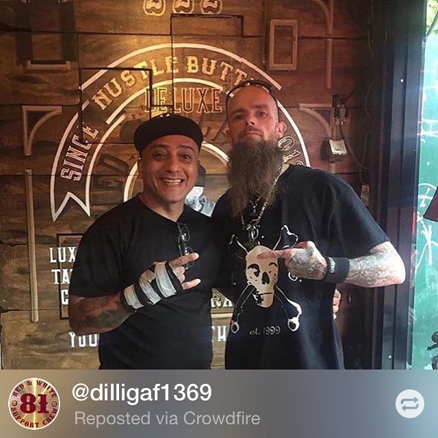 JuicyJones's tweet photo. S/O to the awesome #OVHQcrew member @dilligaf1369, who’s such a good supporter! Go show him some love!

✳️ #OVHQ #j… https://t.co/Wls8BErDfJ