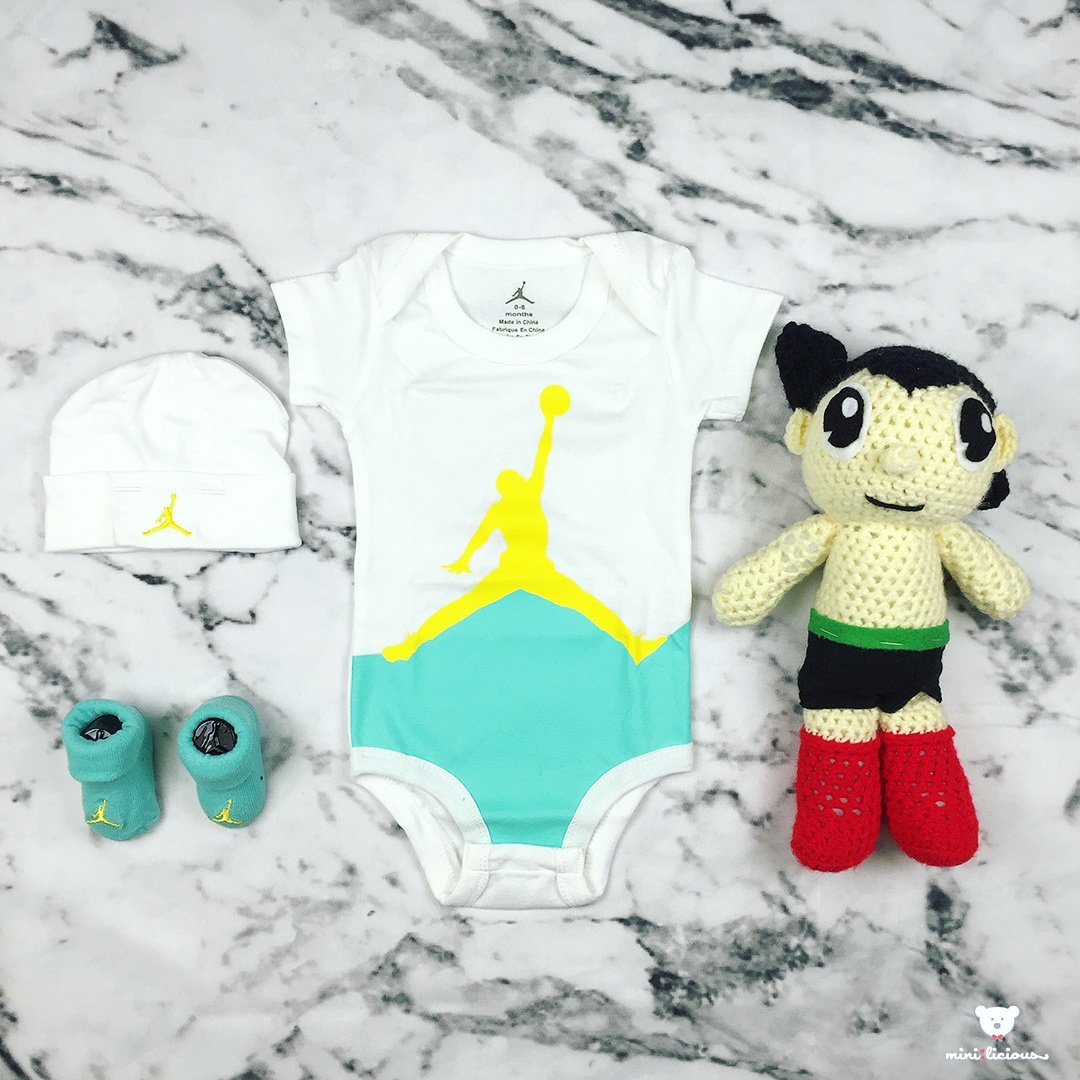 mini_licious's tweet photo. #minioutfits: #jordan #onesie set • @hookedhands #astroboy crochet doll #minilicious https://t.co/X3I4MxFSLd