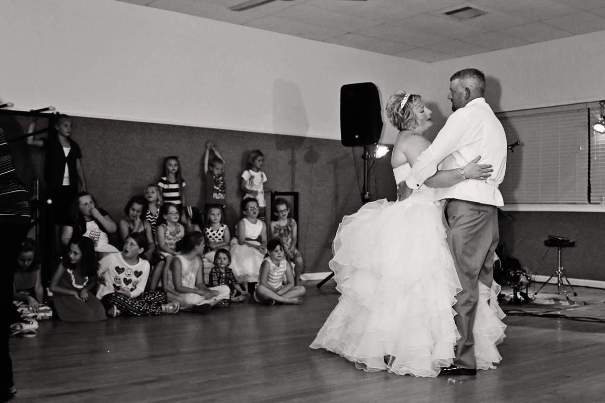 Somethingbluewp's tweet photo. #onefinewedding #Boeckwedding2015 https://t.co/FyxZzOQ6df