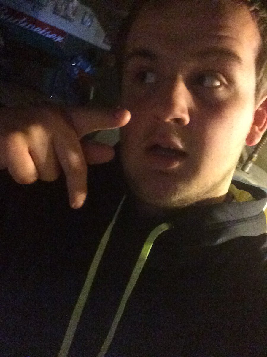 officialbuddha_'s tweet photo. #fazeup 😏 @FaZeBlaziken https://t.co/AymnZpPjmM