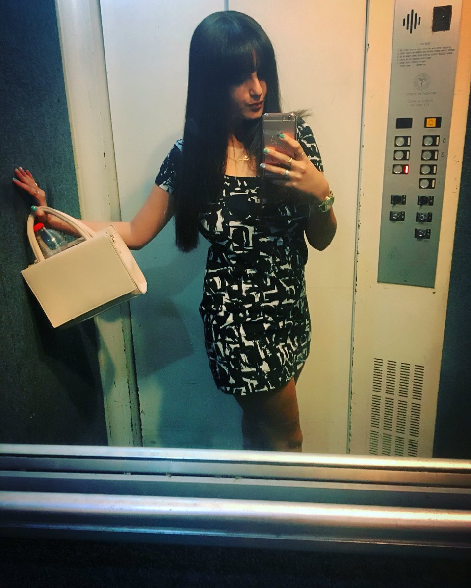 coral2230's tweet photo. 💚💇🏽💘❤️😘 https://t.co/YIV47tK3ae