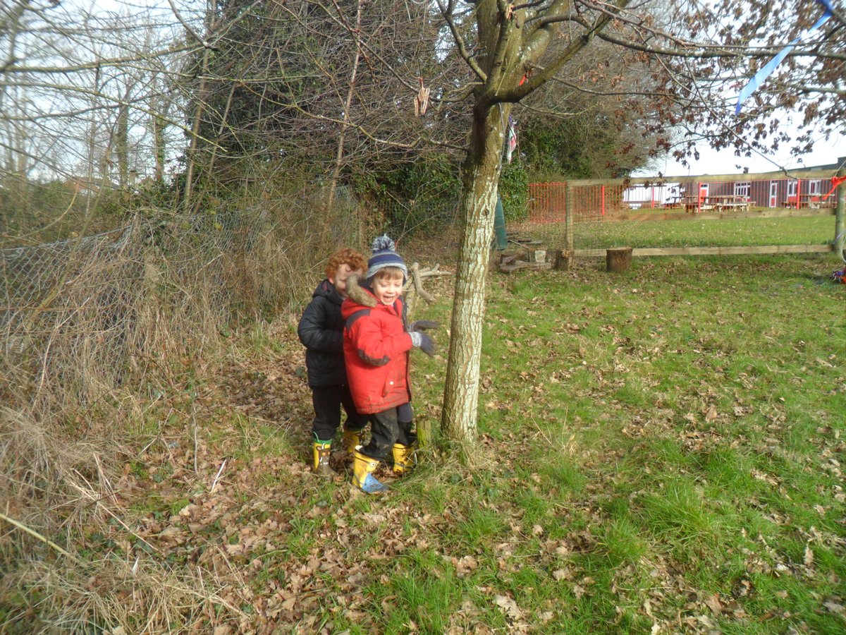 WepreCP's tweet photo. Muddy fun in forest school #outdoorisfun https://t.co/EzcgJHpHOH