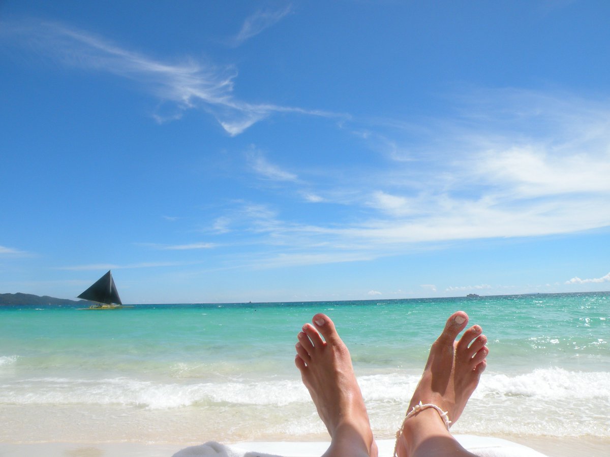 NCStateENT's tweet image. While you’re kicking back over break, take pointers from DC on networking skills! #EIblog ei.ncsu.edu/dear-sir-or-ma…