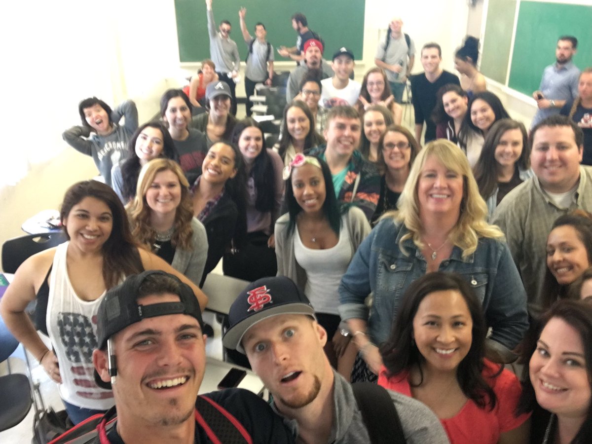 BetsyHays's tweet image. Thank you @TheIdeaEmporium @TanyaOz @ZaraTV for sharing your wisdom with #FSIntroPR today! 🙌🏻