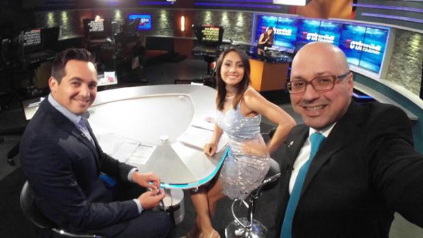 virtualizate's tweet photo. Ya estamos de regreso a #TecnoSOS en @WapaTV @NicoleChacon1 @GilMarieWAPA @gtorreswapa https://t.co/INUCldTZXd