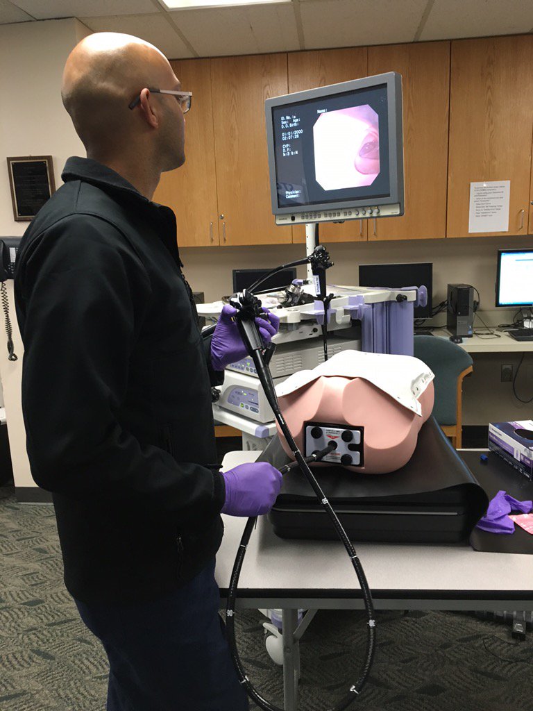 AimeeGthePHD's tweet image. So thankful for GI colleagues helping us validate endoscopy curricula for surgery! #UTSWsim #collaboration