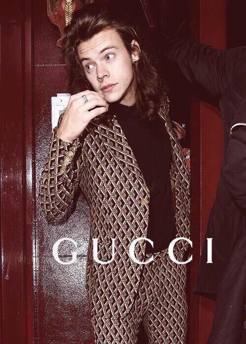 baloolwt's tweet photo. Model Harry is what I live for https://t.co/Gf3meZfa8F
