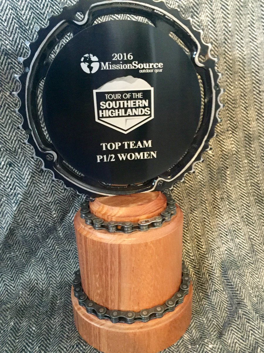 BIG deliveries 4 <a href="/MissionSourceUS/">Mission Source</a> <a href="/ToSHighlands/">TourOfSouthHighlands</a> w/ @Starlightbikes jerseys <a href="/RainbowRacin/">Rainbow Racing</a> numbers &amp; @ReGeared awards