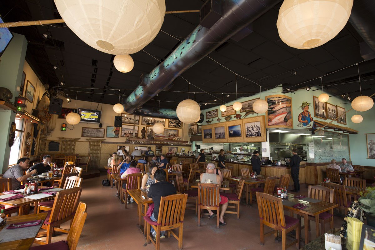 unclesfish's tweet photo. Calling all #foodies! Come #taste for yourself. #unclesfishmarket #honolulu #hawaii #freshfish #wheretoeatinhawaii https://t.co/qY4KVtl1uI