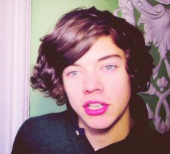 baloolwt's tweet photo. Look at those lips https://t.co/7F6CfzJSXd