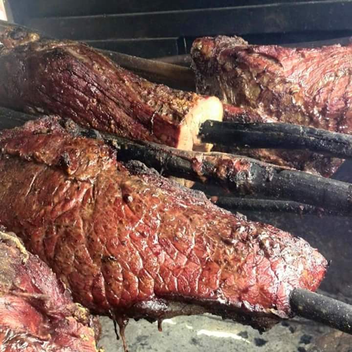 Estucoandino's tweet photo. Carne en vara una ricura de los llanos #venezolanos #felizmartes #MartesDeGanarSeguidores #1march2016 https://t.co/icIPcxDDun
