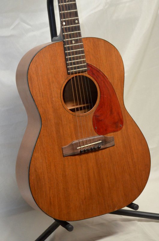 1965 Gibson LGO with OSSC ow.ly/YVTKG // #gibson #gibsonguitar #acousticguitar #acoustic #guitar