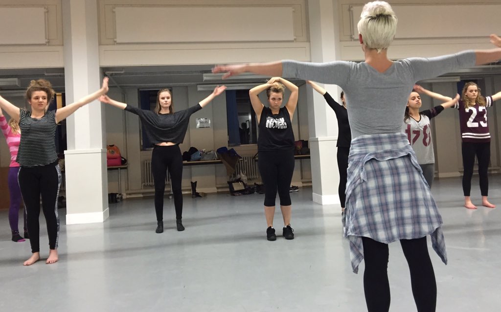 VictoriaEllen18's tweet photo. A privilege to watch the fabulous 'Katie Love' take a #dance workshop this evening @BirminghamDrama @unibirmingham https://t.co/8DbtMVkb4A
