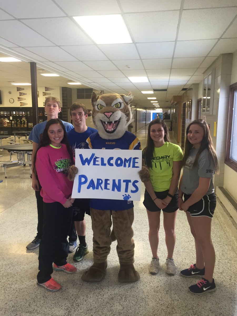 humboldtHS's tweet photo. Only one hour until parent teacher conferences. 4-7:30 tonight. See you there!! #viktorE https://t.co/9W3RzZXmyb