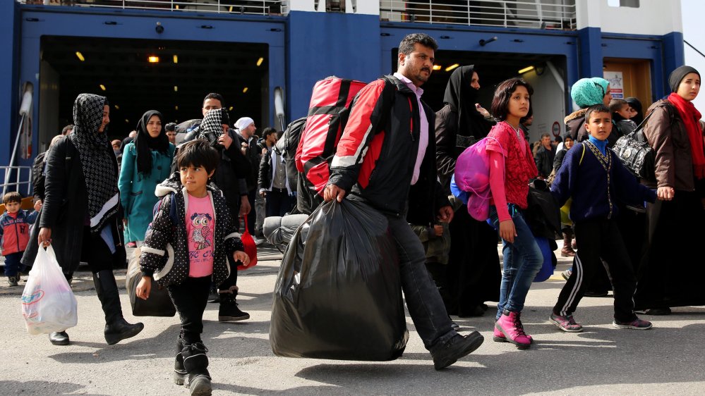 AJENews's tweet image. Refugee arrivals to Europe Jan - Feb, 2016: 131,724
Arrivals Jan - June, 2015: 147,209
aje.io/vk4z