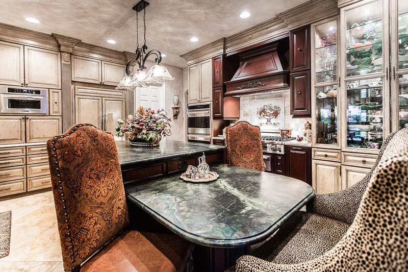 #luxury #kitchen @LuxeCollection #customkitchen #homeimprovement #kitchenisland #interiordesign #realestate