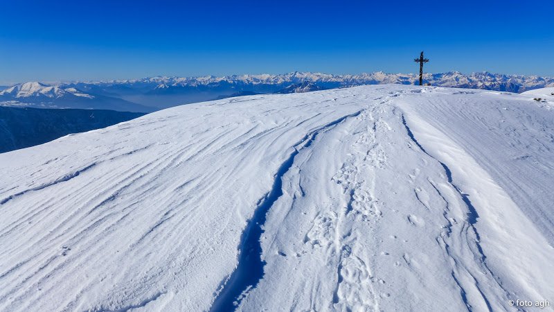 aghezzer's tweet photo. Un sogno lungo il #Roite #Pasubio #Trentino https://t.co/iW0GGRFVnv https://t.co/ZFXVI6bcrf