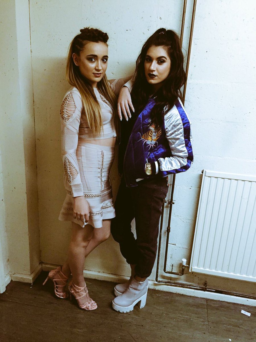 ParisaUpdates's tweet photo. #PHOTOS | @Parisa_Official with @laurenplatt7 at the Basildon Fashion Show tonight. #ParisaUpdates https://t.co/BnzkcJT4Sx