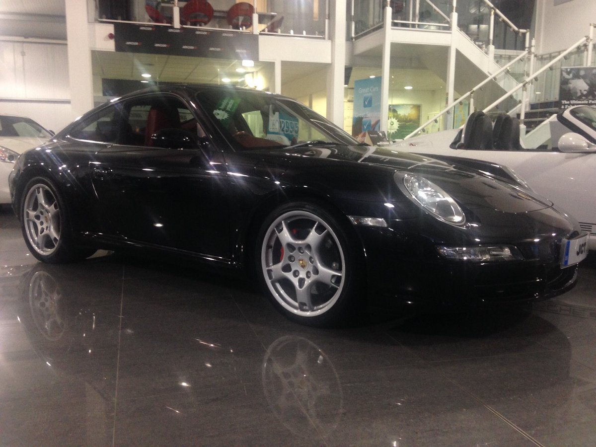 Club__Porsche's tweet photo. Thanks to Neil for the time spent @junction17cars today .... #Porsche #dealership #prestigecars #autocrowdgroup https://t.co/6jG71Ln3ab