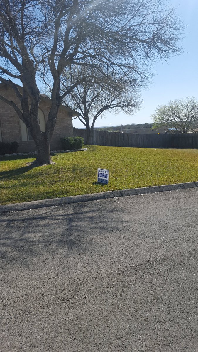 First yard sign in #delrio #hail #hailrestoration #reroof #blasted #peachtreeroofingtexas #peachtreeroofingdelrio