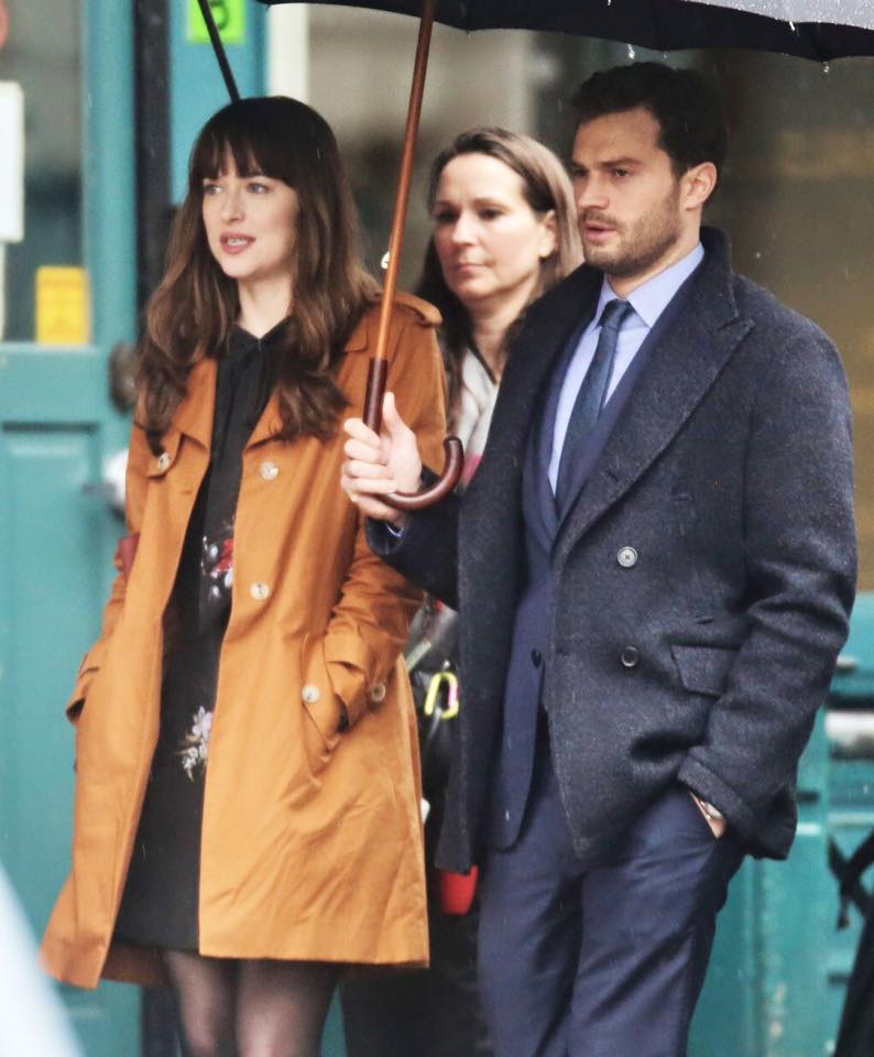 aboutJDornan's tweet photo. 👀💋😊☺️😌😉😍😘 #FiftyShadesDarker #ChristianGrey #AnastasiaSteele https://t.co/NuKsGSxh1M