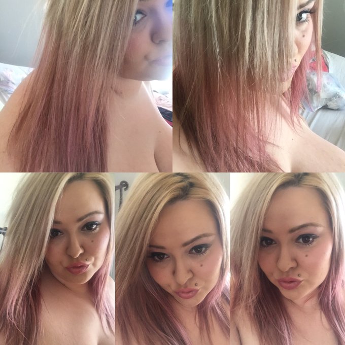 Cotton candy pink won!! https://t.co/iZMIpsBZh3<a href="/tag/mammarymonday"class="tags"><span>#mammarymonday</span></a>