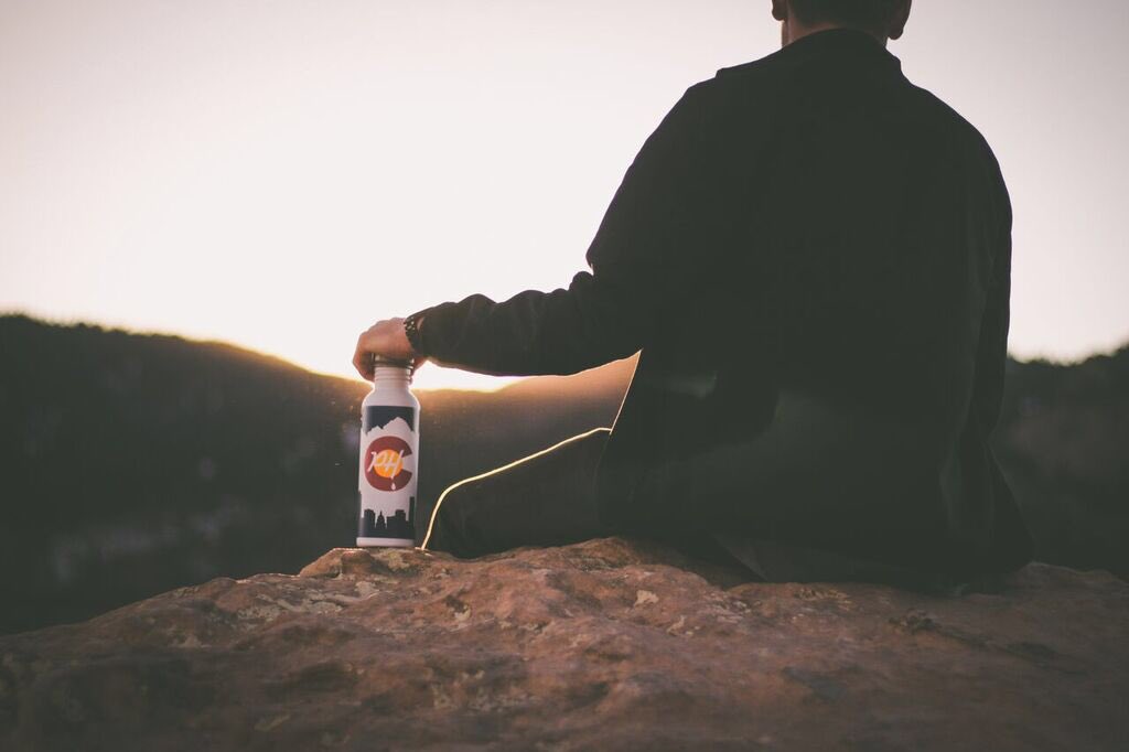 PrimeHydration's tweet photo. Our COLORado bottles are now available online! Limited time offer of $24.99! Link is in our bio! 📸: @andrewnosnhoj https://t.co/2B9Uqjlin8