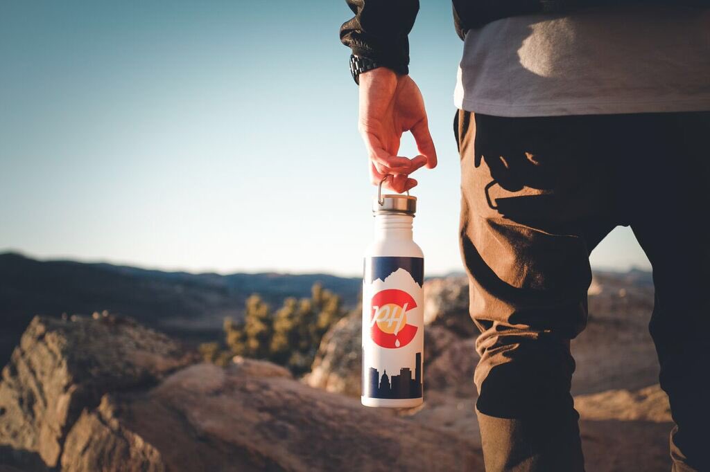 PrimeHydration's tweet photo. Our COLORado bottles are now available online! Limited time offer of $24.99! Link is in our bio! 📸: @andrewnosnhoj https://t.co/2B9Uqjlin8