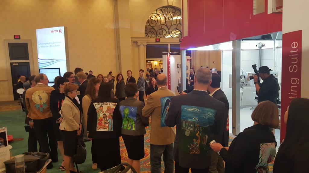 Sphere3CEO's tweet photo. #thewalkinggallery #himss16 https://t.co/KAny65sxje