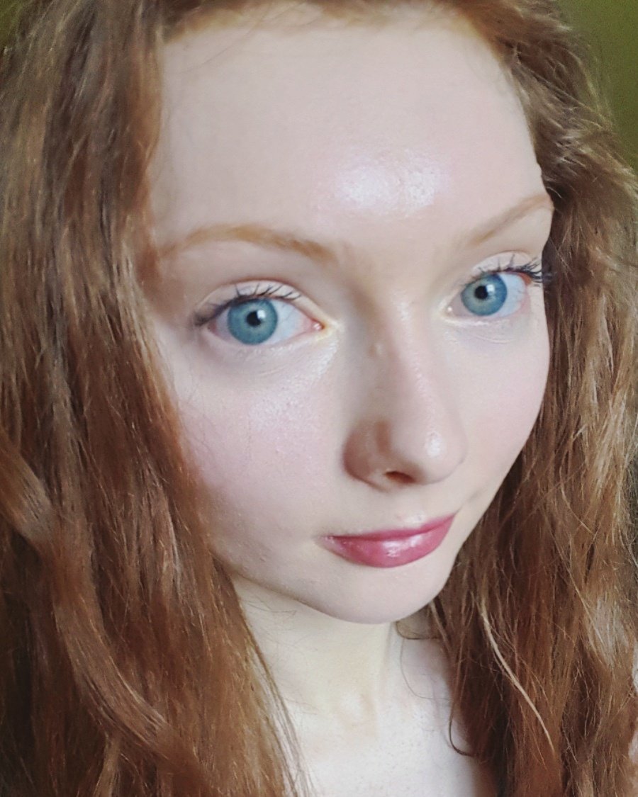 My new video 'Long Hair Journey' will be up on Sunday
#longhairjourney #verylonghair #ginger #redhead #YouTube