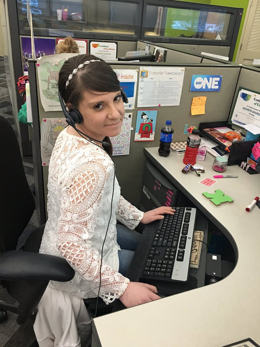 HeatherKC75's tweet photo. Brandi and Katie growing the business with add a lines #TeamCaseyRocks #GrowingThaBizzz https://t.co/kBRbneVnNw