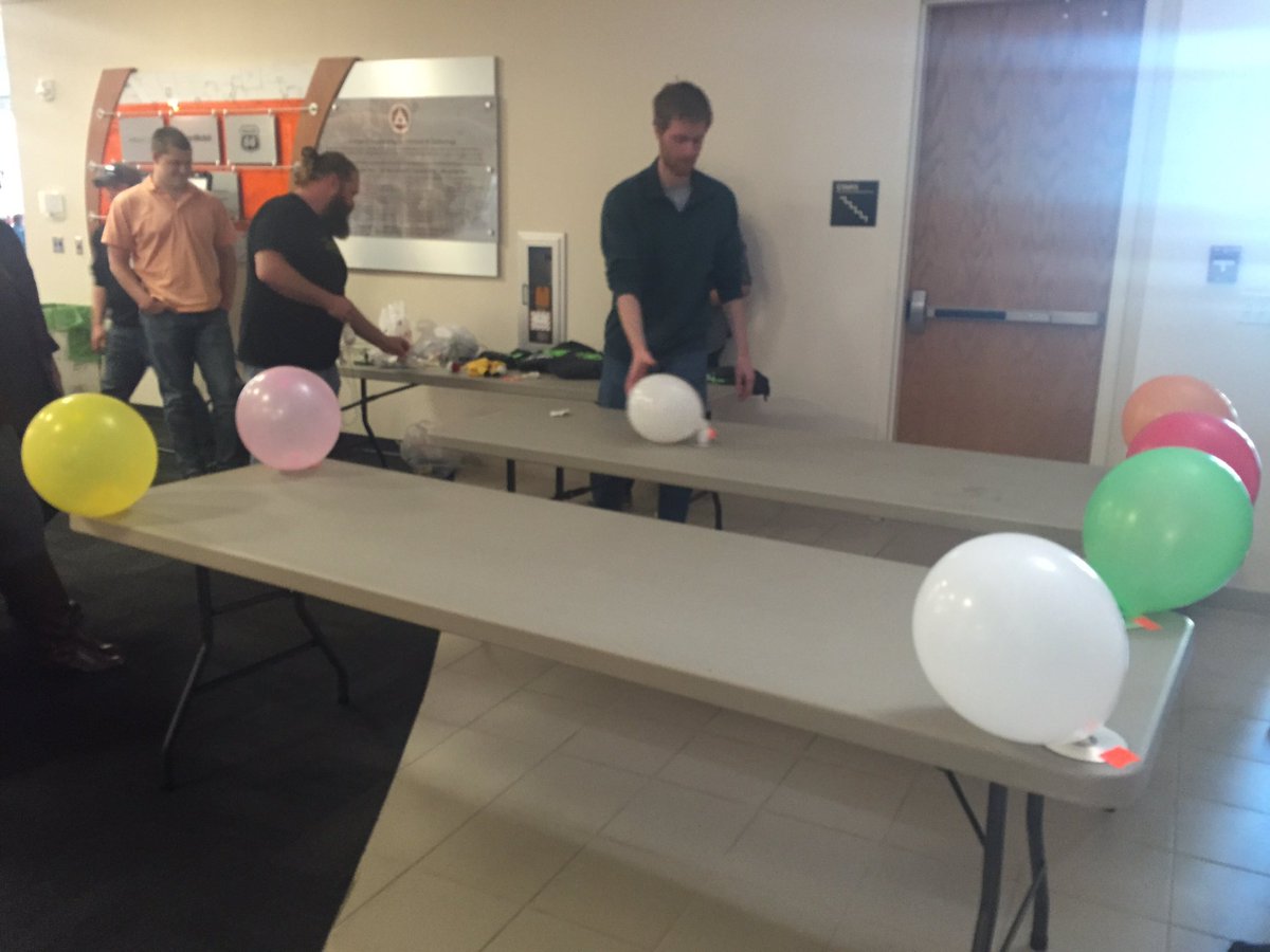 maddie_fowler_'s tweet photo. #CEATweek #fun #engineering @OSU_CEATStuCo https://t.co/GEAcnbzENI