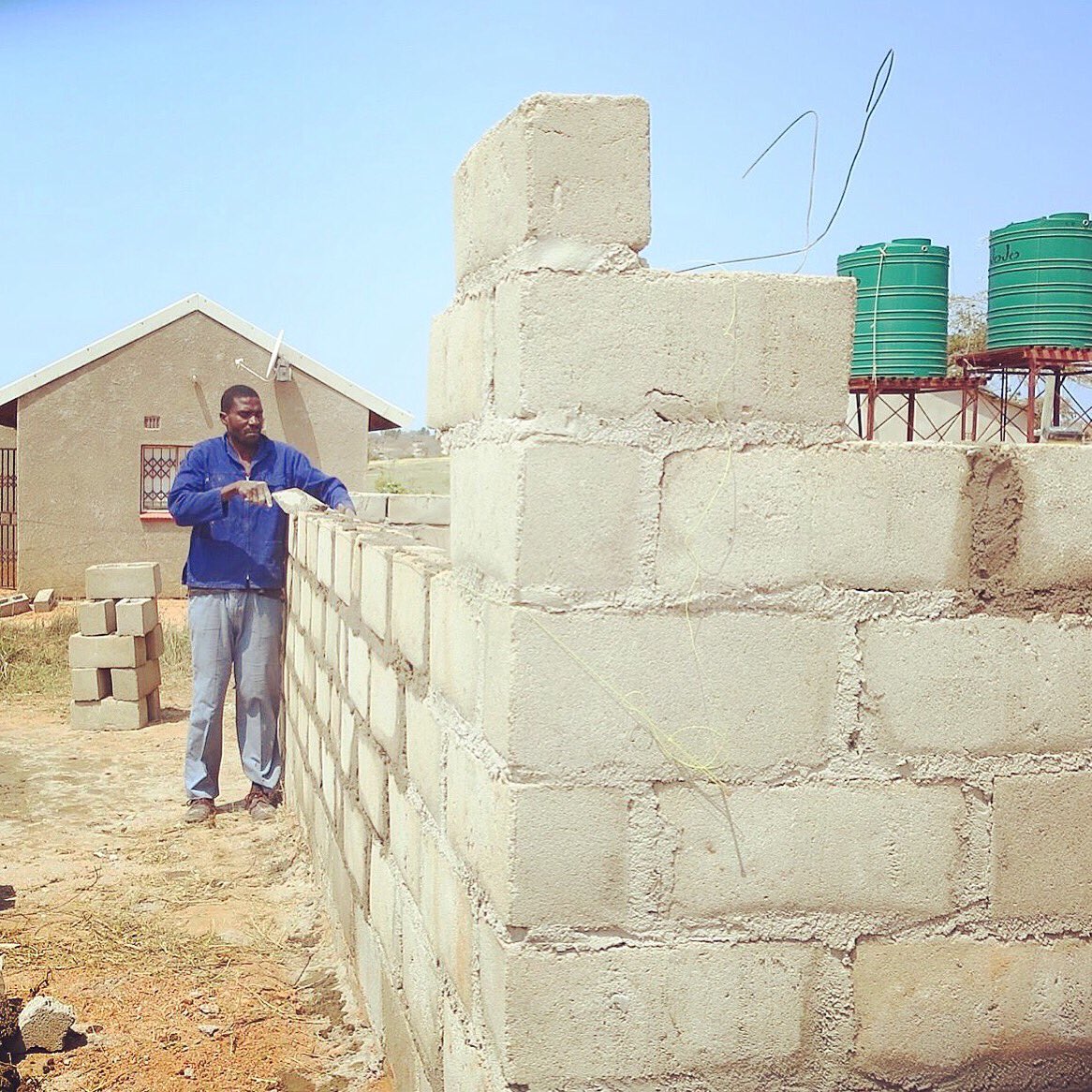 MeriwetherFdtn's tweet image. Construction underway at the Meriwether Foundation School + Clinic in South Africa: meriwetherfoundation.org/#!New-School-C…