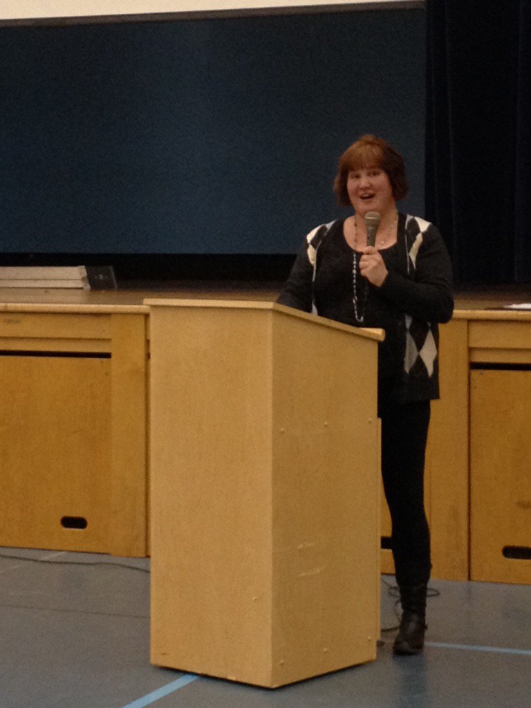 100womentruro's tweet photo. Mary Jane sharing how $ being used, incl Catherine Campbell Memorial kindness cards! Central Nova Women's Res Centre https://t.co/bNRMqhEFnF