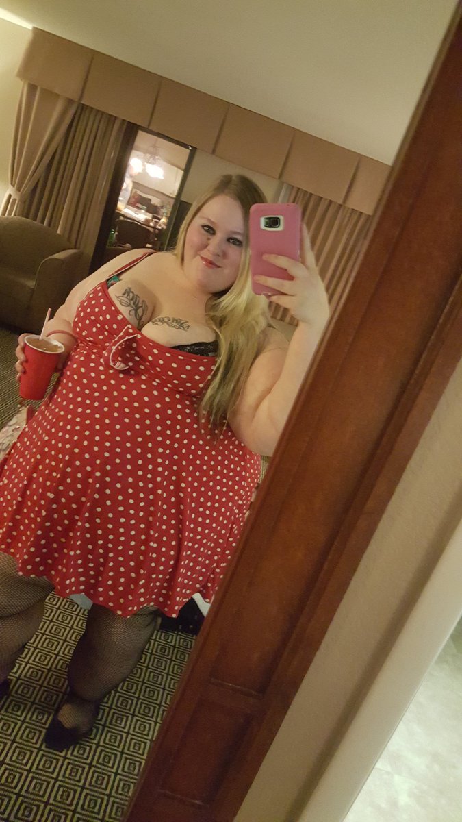 ssbbwairabella's tweet photo. #BBWBASH #WINTERWEEKEND2016 #VEGASBBW #SSBBW #BBW #SSBBWAIRABELLA #BEACHNIGHT #BIGANDBEAUTIFUL #BIGARMS #BIGBELLY https://t.co/4JAUlItc9V