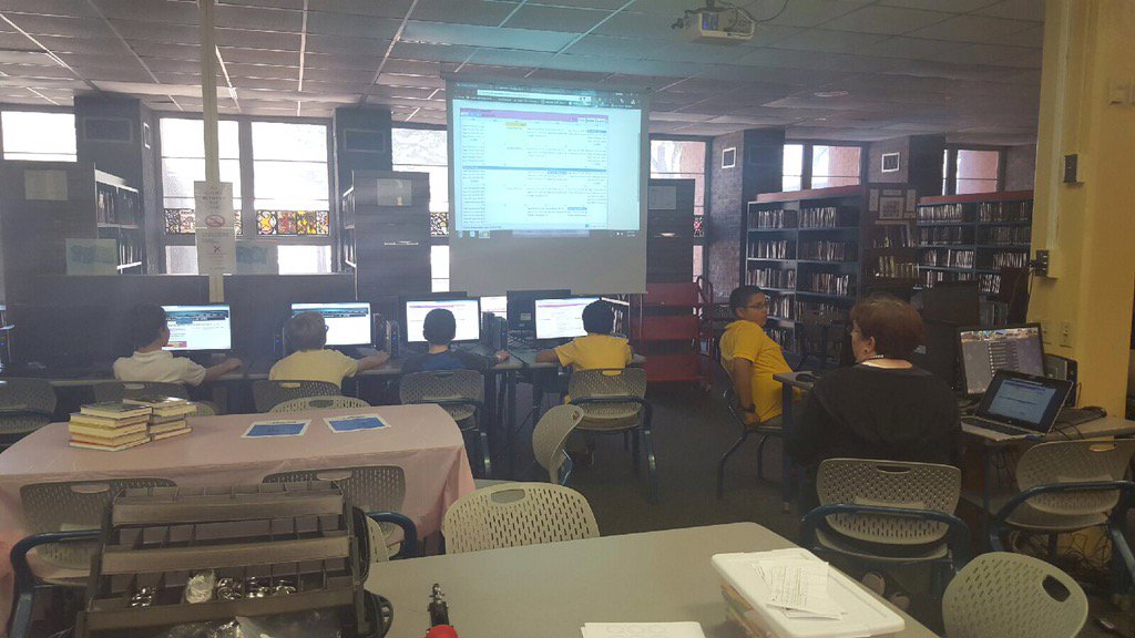 SciFi_Club's tweet photo. #Krueger SciFiClub explored website and discussion forum, made badges and rolled their #D&amp;D characters. https://t.co/fYLwKVqJ9e