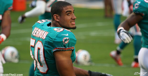 BigOShow's tweet photo. @MiamiDolphins fans do you agree with the team putting the #TransitionTag on OV? @560WQAM @DolphinsTalk https://t.co/GnImooqdJG