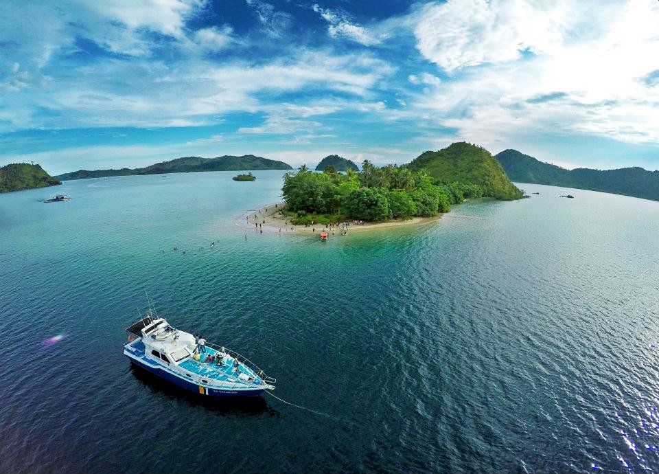Cantigi Tours: Menjelajahi Pesona Padang dan Sumatera Barat dengan Kenyamanan dan Kepercayaan