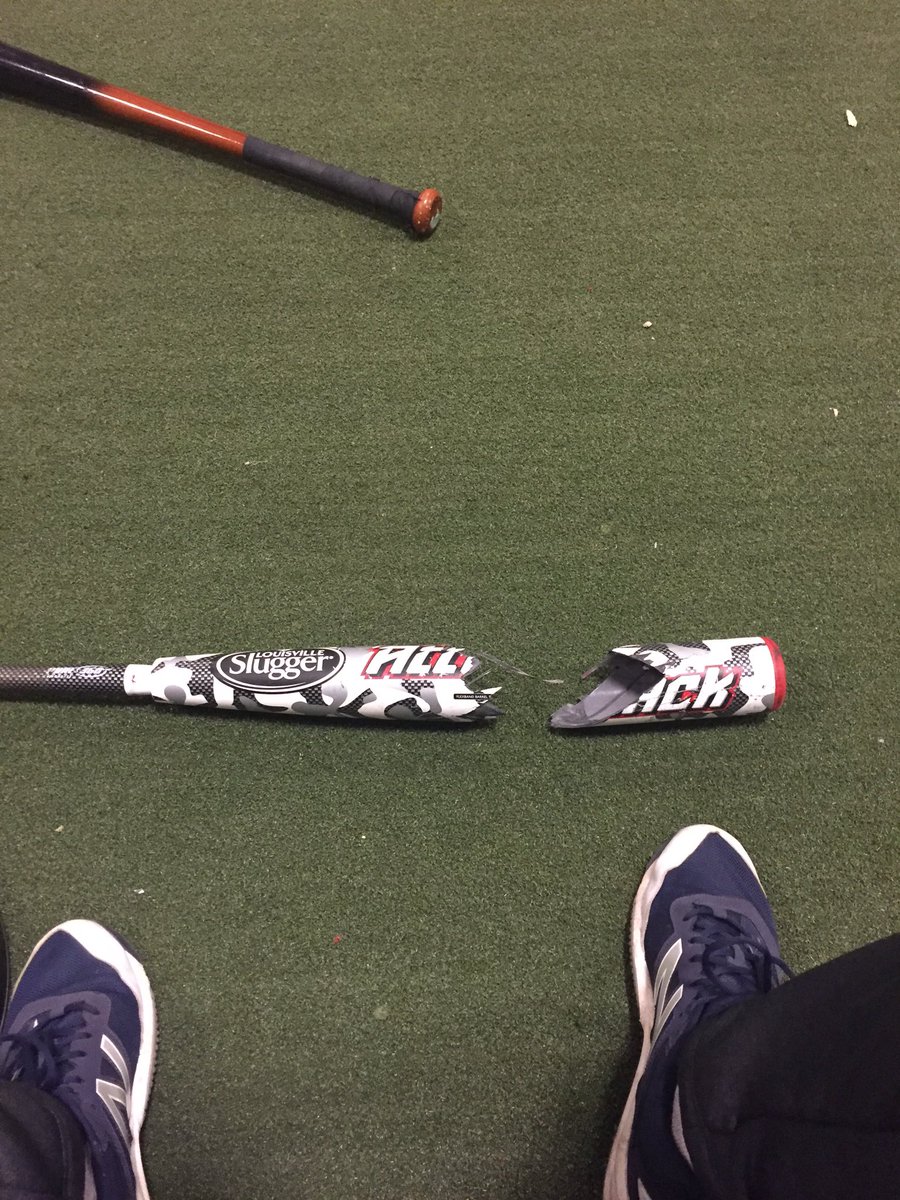 ron_sessler's tweet photo. Get your shit together @sluggernation https://t.co/ulfibja94y