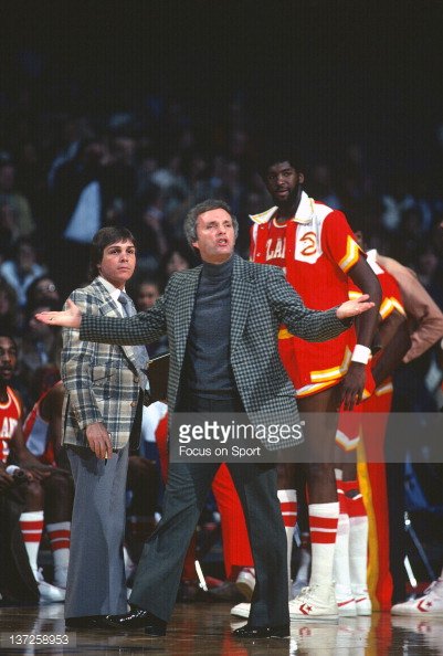 Mike Fratello and Hubie Brown made extra cash touring every summer as the world's best Simon &amp; Garfunkel tribute act