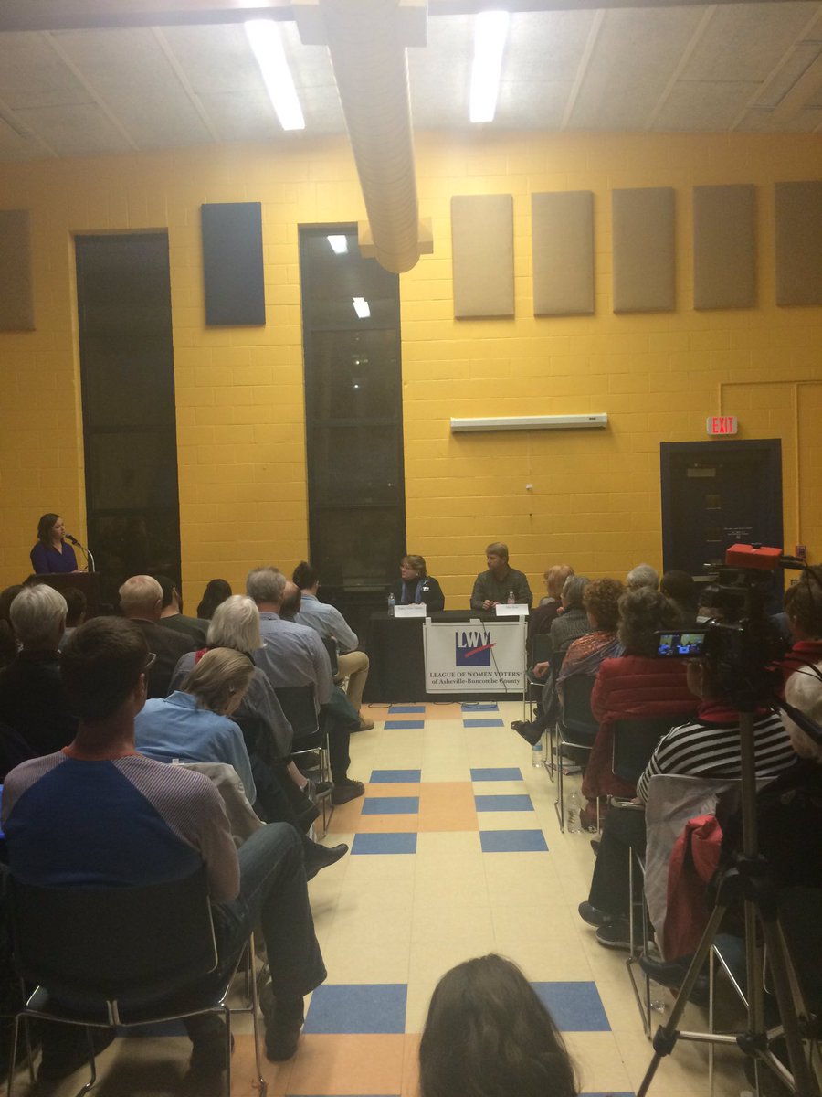 ABLWV's tweet photo. Packed house tonight at our primary forum for County Commissioners. #avlnews #avlelect https://t.co/ZF3FtjDUWz
