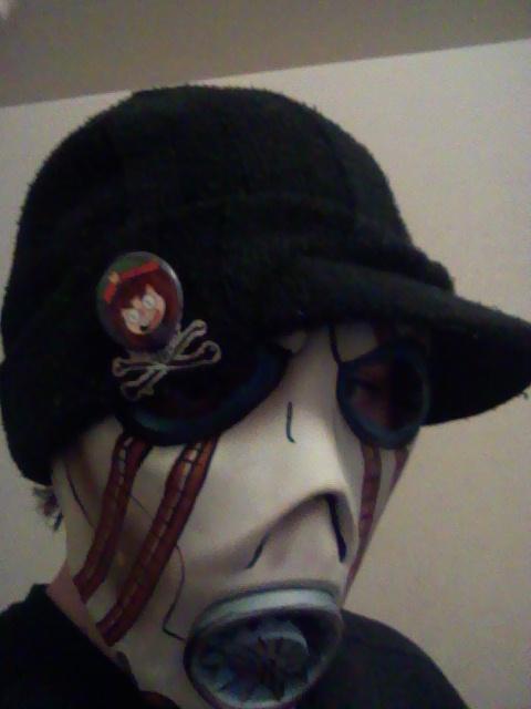 DoctorWhozit's tweet photo. Found a new place to put this pin. #KateArmy https://t.co/Ml5RoMBlIa